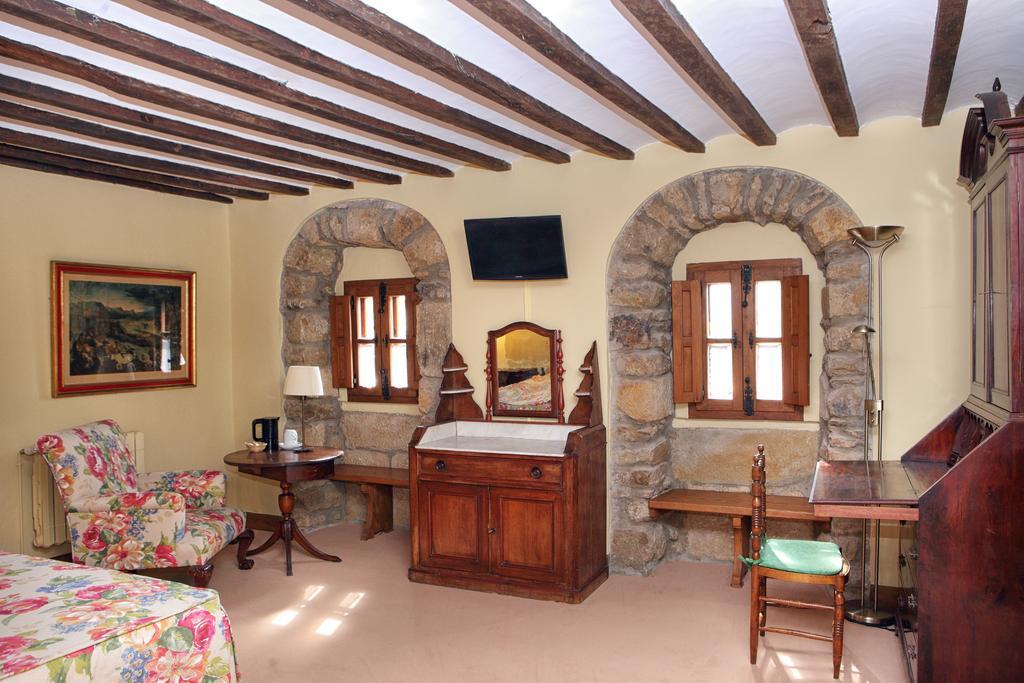 Posada La Torre De La Quintana Liendo Bagian luar foto
